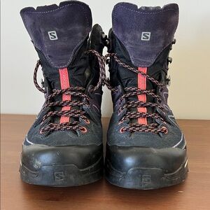 Salomon Women Black and Purple Outdoor Hiking Boots